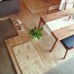 フローリングで室内をイメチェン!?